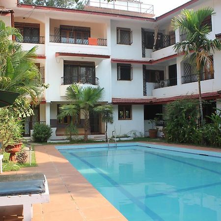 Diana Apartments Candolim Exteriör bild
