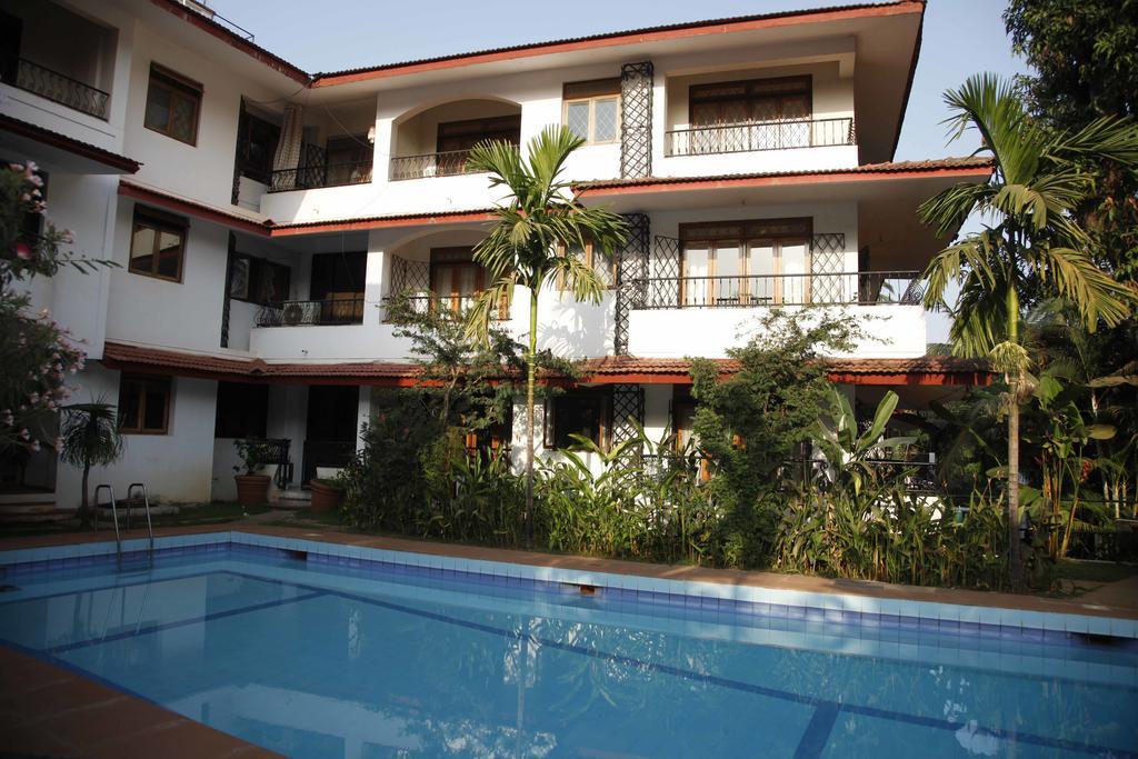 Diana Apartments Candolim Exteriör bild
