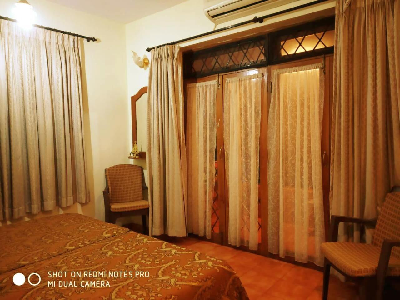 Diana Apartments Candolim Exteriör bild