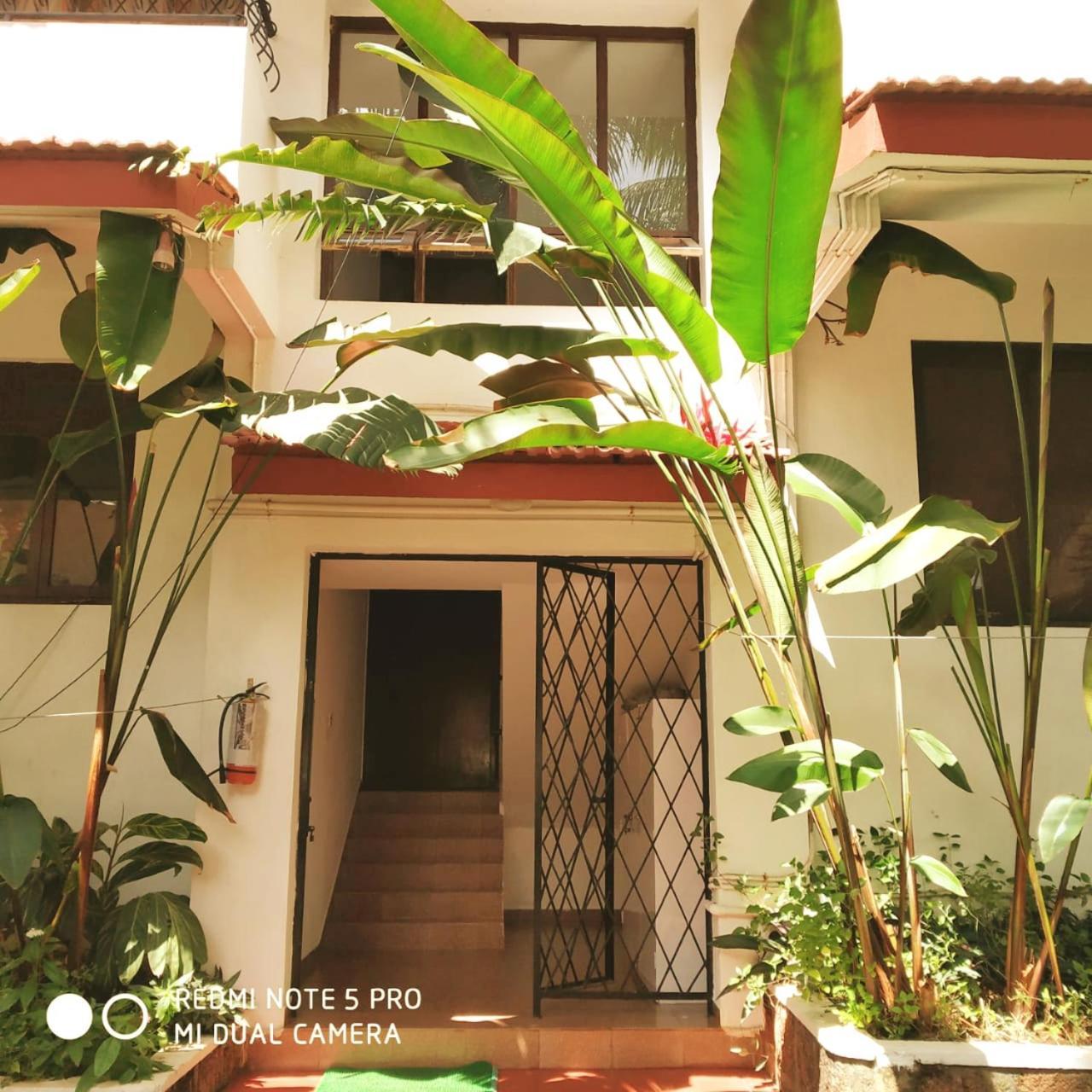 Diana Apartments Candolim Exteriör bild